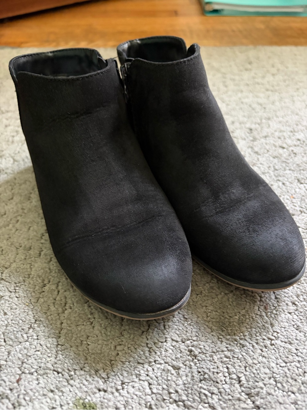 Girls Cat & Jack Ankle Boots Size 2